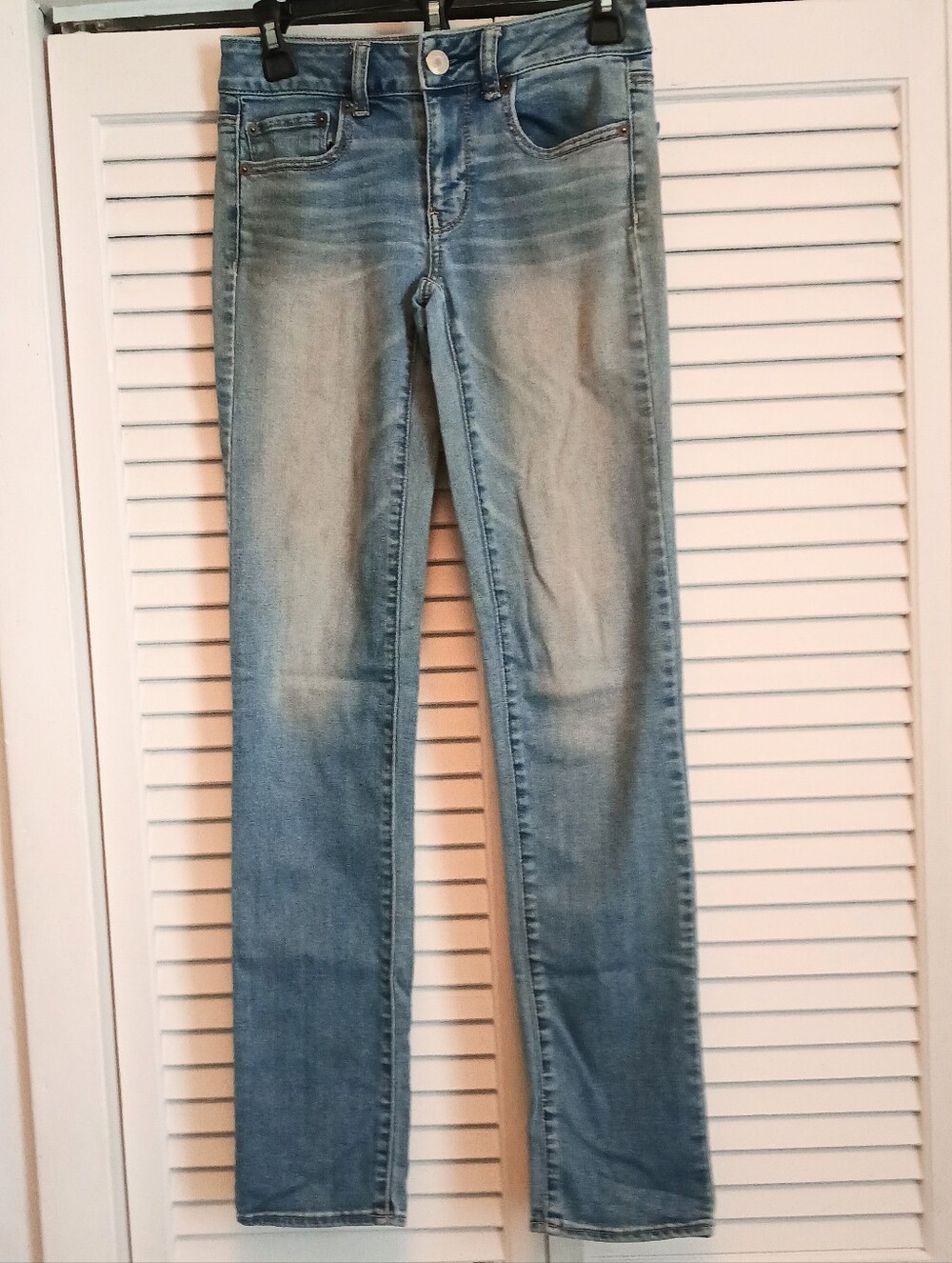 American Eagle Super Stretch Straight Faded Jean (00L)(Will fit 0-2)